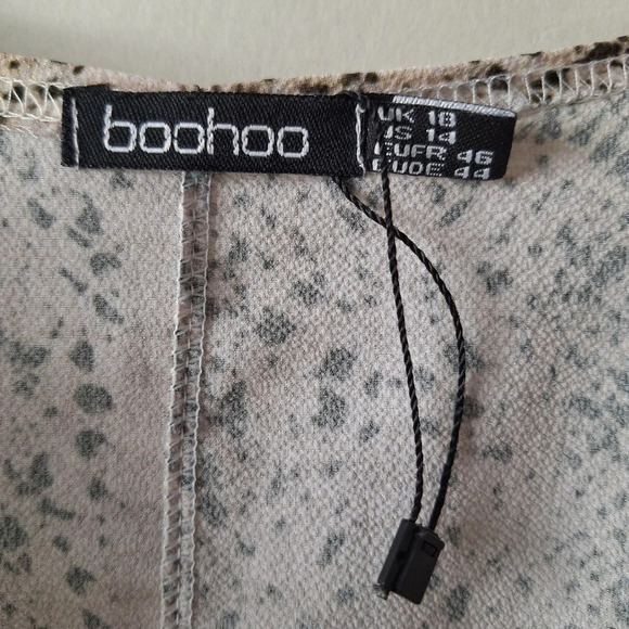 Bohoo Size 14 Snake Print Ruffle Faux Wrap Long Sleeve Elastic Waist Mini Dress - Picture 8 of 11